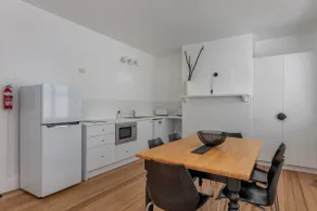 Best on Letitia Central spacious stylish sleeps 6 - Image 4