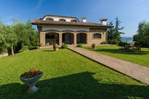 Villa Mery, Ferienhaus in den Hügeln der Riviera von Rimini, mit privatem Pool - Image 4