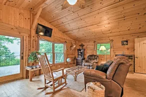 Cozy Amish Country Cabin on Shipshewana Lake! - Image 3