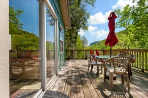 Mountain & River Views - Southfork Cottage - Image 3