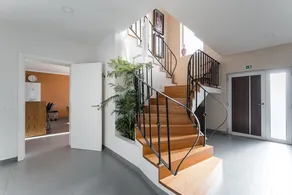 Beachfront Villa In Esposende - Image 3
