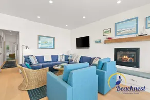 Oceanfront Harbor House - Image 4
