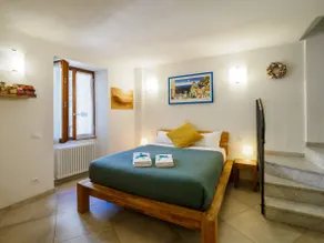 Ventu de Ma Second Floor Studio with AC - Image 3