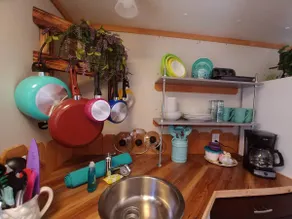 The Bicycle house! cool, close to lake, pets OK - Image 4