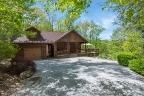 Sweetwood Lodge: 3 sovrum, 3 BA stuga / bungalow i Old Fort, 6 sovplatser - Image 3