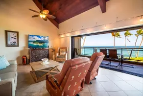 Pool Sunrise Oceanfront Oasis w/ A/C 3 Bed Sleep 6 - Image 3