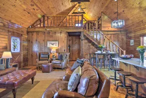 Luxe Cabin w/ Hot Tub on 5 Acres in Pearcy! - Image 5