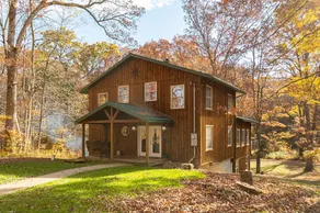 Lodge on Stony Creek - Secluded Cabin Getaway - Image 2
