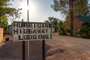 Hurricane Hideaway Lodging / Room #3 - Image 3