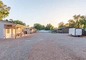 Hurricane Hideaway Lodging / Room #3 - Image 2