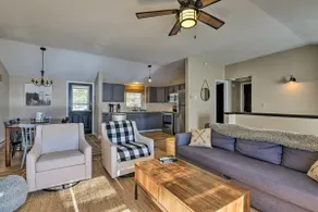 Waterfront Pocono Lake Home w/ Private Dock! - Image 5