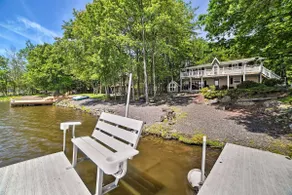 Waterfront Pocono Lake Home w/ Private Dock! - Image 3