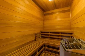 CUSTOM BUILT CABIN WITH SAUNA & HOT TUB - Image 3