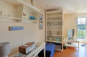 2 Buckfields - Image 5