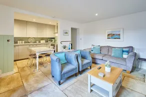 Host & Stay - The Courtyard Retreat - Image 2