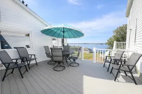 Wiith home theater, pool table and ocean views! - Image 4