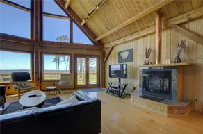 Nautical Getaway home - Image 2