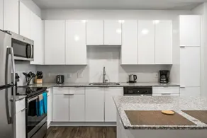 (S2BA) Modern 2-BR, Walkable in Midtown, 1 Block from MARTA - Image 2