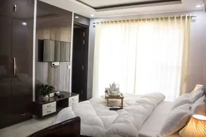 Parfait Street 3Bhk Service Apartment Near Fortis - Image 2