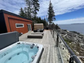 Designer Oceanfront Villa - Hot tub and Sauna - Image 2