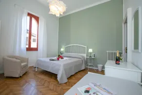 Residenza Gardenia - Lake View Balcony Apartment in Luino Center - Happy Rentals - Image 5