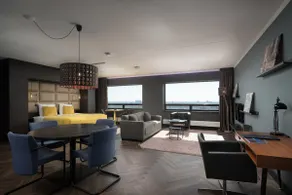 The Penthouse At The Hague Tower - Image 2