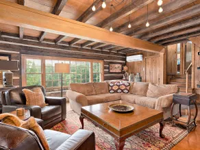 Stylish log home 6.5 miles to downtown Asheville - Image 5