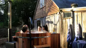 NUNGAROO COTTAGE - Bilpin, NSW - Image 2