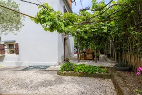 Holiday House Manuel in Tar - Image 5