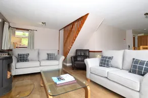 Larch Cottage - Image 2