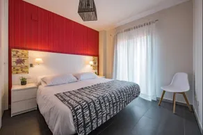 tuGuest Violeta's Home - Free parking - Image 2