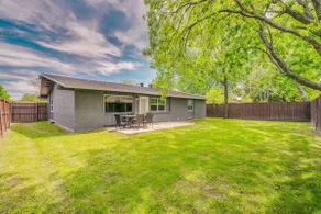 4BD-3BA Chic Timeless Elegance - 15 Mins to DT - Image 4