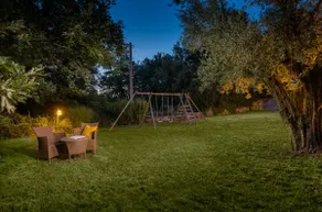 Luxurious villa with private pool, billiards, darts and trampoline. - Image 4