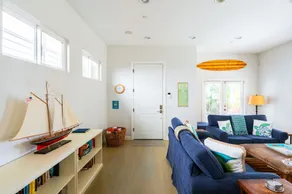 Blue Heron Beach House - Near the Beach with a backyard and bikes! - Image 3