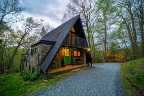 Chic A-Frame near Boone, Dogs Welcome - Image 2