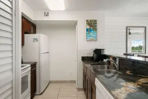 Modern and Coastal Ocean Pointe 2307 - Image 5