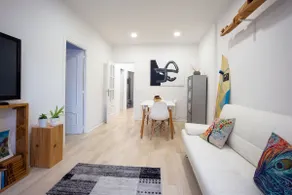 Sustraia - Local Rentss - Image 5