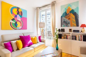 GuestReady - Bright Apt in city centre w/ Parking - Image 4