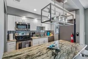 FREE Heated Pool, Sleeps 10, Pinellas Pk | 25 Min to Gulf Beaches - Image 3