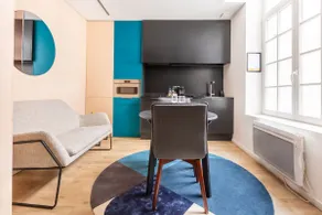 Le Beffroi-Superior-Apartment-Private Bathroom - Image 3