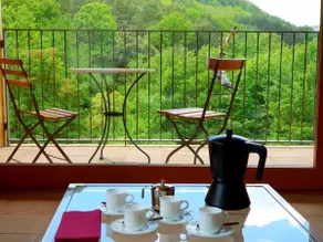 Unique setting with amazing views! - Image 5