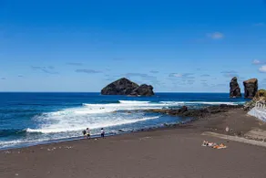 Mosteiros Beach House - Image 3