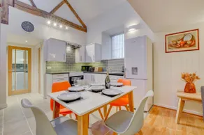 3 Bed in Machynlleth oc-bow91 - Image 2