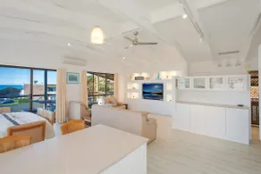 Kianga Parade Beach House - Image 4