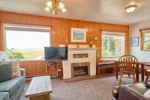 #8 The Beachcomber at Klipsan Beach Cottages - Image 5