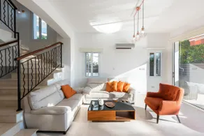 Villa Laguna Sunrise by Ezoria Villas - Image 4