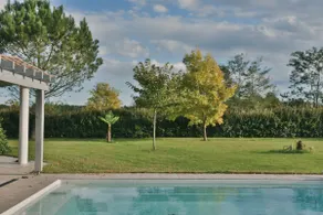 House for 6 swimming pool and garden - Image 4
