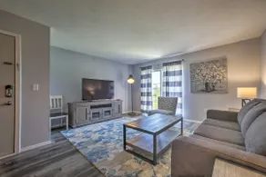 Cozy Condo w/ Pool Access in the Heart of Branson! - Image 4