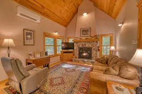 Woodland Chalet - Modernisierte Hütte im Herzen von Bayfields Wildnis am Brickyard Creek - Image 4