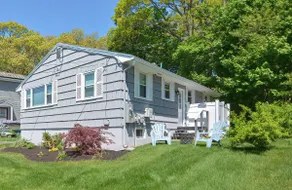 Quiet Beverly residence near Danversport and Salem - Image 2